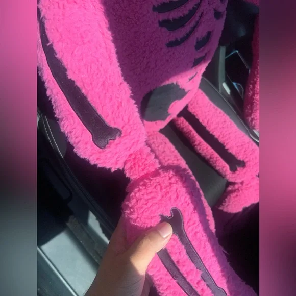 5FT Skeleton Pillow hot Pink sherpa Halloween Isaac Mizrahi nwt